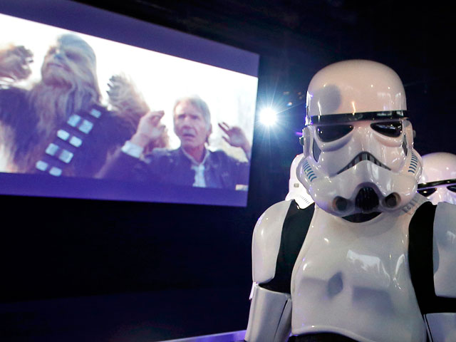 40-летний клерк Джим Брейден выиграл супермарафон по просмотру "Звездных войн"