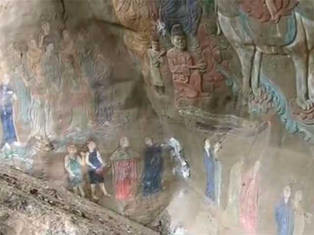Уникальную фреску, которой не менее тысячи лет, нашли в китайской провинции Сычуань
