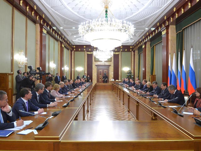 Владимир Путин провел итоговую в 2015 году встречу с членами правительства