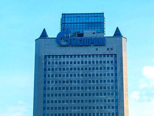 Антимонопольный комитет Украины (АМКУ) признал "Газпром" монополистом на рынке транзита газа и назначил рассмотрение дела о возможном злоупотреблении российской компанией своим положением