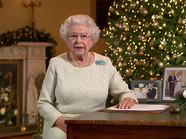 Королева Великобритании Елизавета II обратилась к нации с традиционной ежегодной торжественной рождественской речью, в которой она заявила, что не теряет надежду на будущее, несмотря на те мрачные события, с которыми мир столкнулся в 2015 году