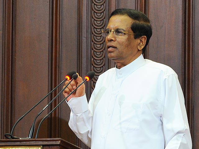 Президент Шри-Ланки предложил высечь хвостами ядовитых скатов организаторов концерта Энрике Иглесиаса