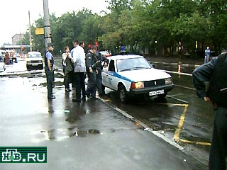 Как сообщили НТВ в пресс-службе ГУВД столицы, с сегодняшнего дня московские милиционеры будут нести службу в обычном режиме