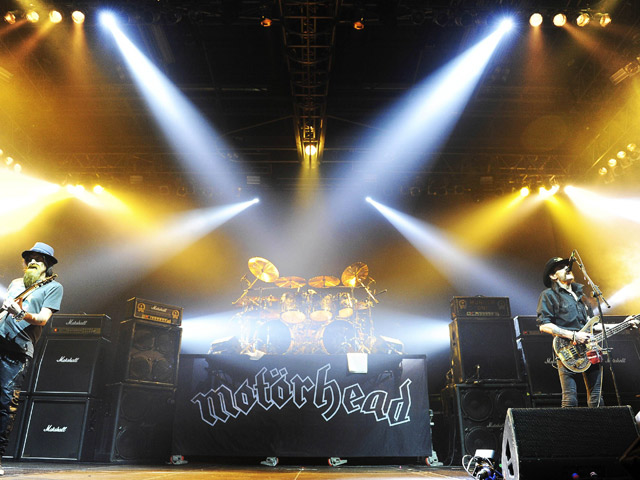 Легендарная британская группа Motorhead объявила о прекращении своего существования в связи со скоропостижной смертью своего основателя, бессменного участника и лидера Иэна Фрэйзера Килмистера по прозвищу Лемми