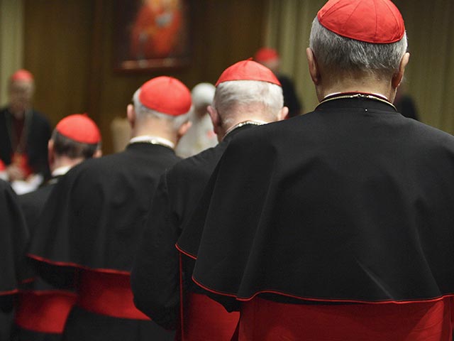 В 2016 году 11 кардиналов переступят 80-летний рубеж и утратят право выборщиков
