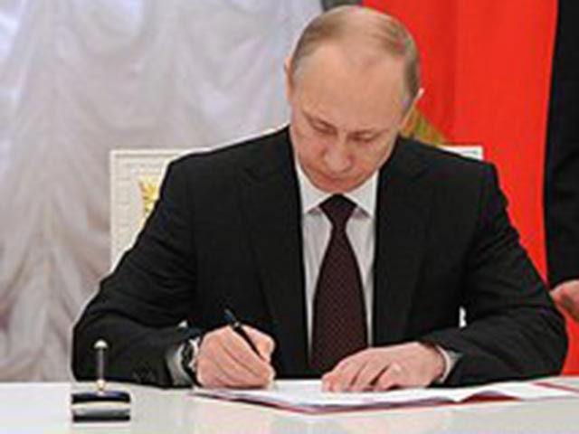 Путин подписал указ о мерах по обеспечению безопасности при транзите грузов с Украины в Казахстан