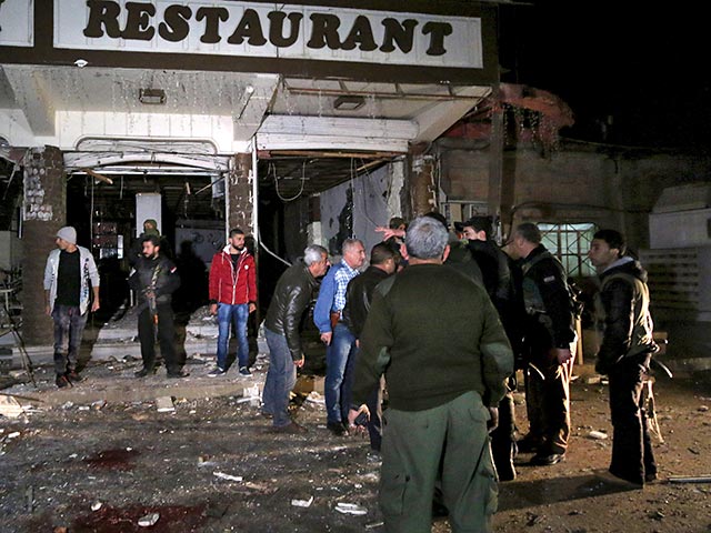 В Кабуле возле ресторана, где отдыхают политики и дипломаты, взорван автомобиль