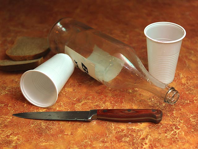 Выпивший восемь бутылок водки москвич умер в реанимации от токсического шока
