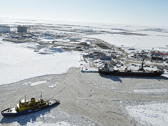 Правительство разрешило иностранным морским судам подходить к строящемуся Арктическому терминалу круглогодичной отгрузки нефти Новопортовского месторождения морского порта Сабетта без отдельных согласований