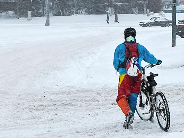 Первый зимний велопарад пройдет в столице в субботу