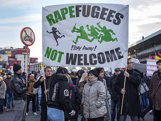 Немецкая полиция получила более 600 жалоб о нападениях мигрантов
