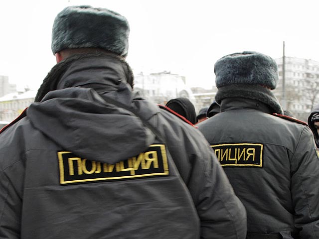 Полиция Челябинской области предпринимает максимальные меры для поиска мужчины, подозреваемого в серии изнасилований. Как правило, злоумышленник нападал на несовершеннолетних