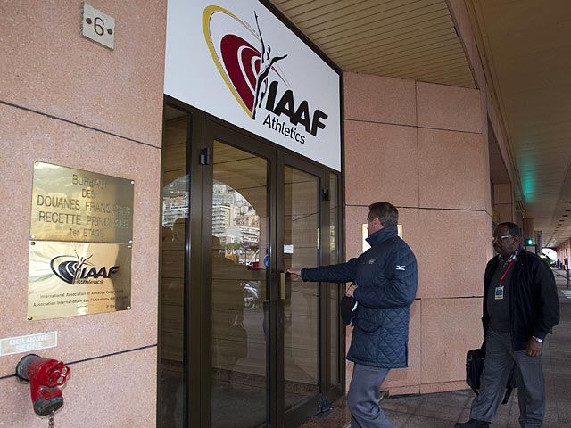 Международная ассоциация легкоатлетических федераций (IAAF) была недостаточно жесткой в отношении ряда стран, в том числе и России