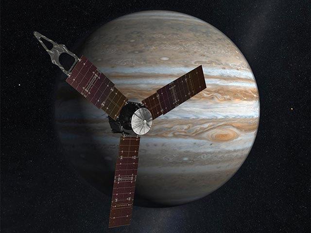 Американский космический аппарат Juno ("Юнона") установил рекорд дальности полета на солнечных батареях, сообщает NASA