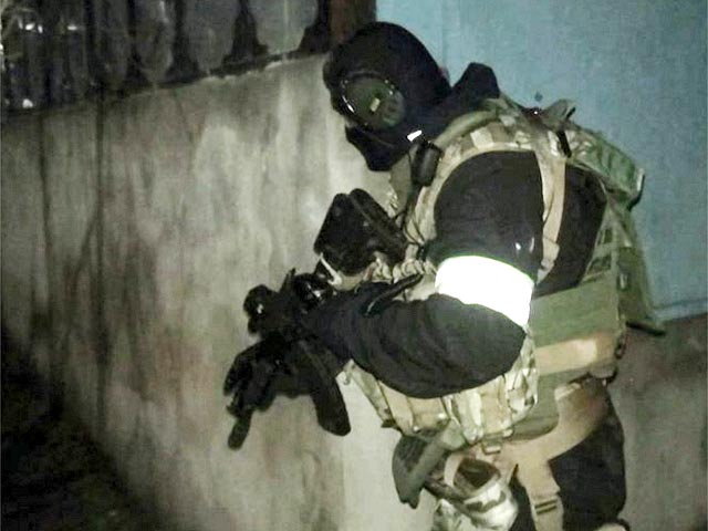 Сотрудники правоохранительных органов утром в субботу проводят спецоперацию против боевиков в столице Кабардино-Балкарии Нальчике