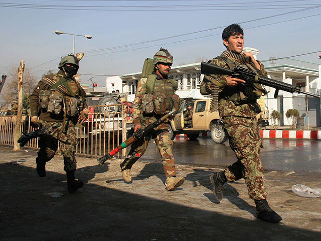 Афганские ополченцы вошли в состав сил безопасности страны для борьбы с ИГ