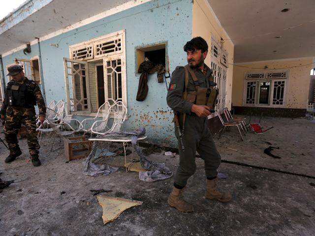 На востоке Афганистана в городе Джалал-Абад совершен крупный теракт: взрыв прогремел в доме члена провинциального совета провинции Нангархар, погибли 13 человек