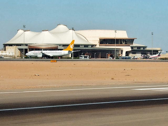 Специалисты из РФ проверят безопасность аэропортов Египта после крушения самолета над Синаем