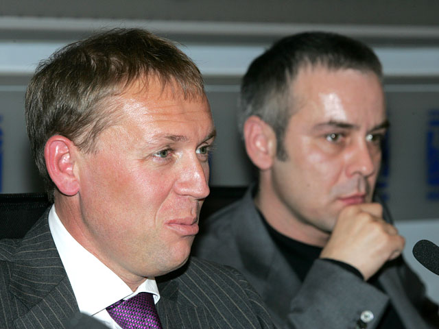 Глава министерства внутренних дел Великобритании Тереза Мэй заявила, что счета Дмитрия Ковтуна и Андрея Лугового на территории страны будут заморожены