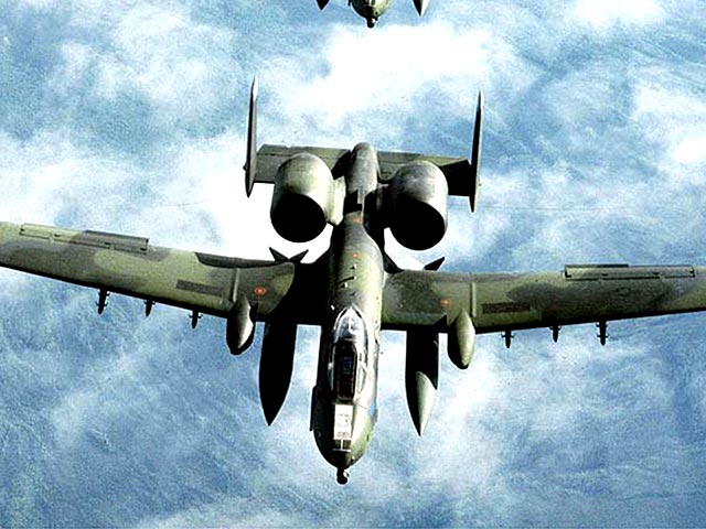 Распространение влияния террористической группировки "Исламское государство" (ИГ, ДАИШ, запрещена в РФ), и "возрождающаяся Россия" побудили Военно-воздушные силы США пересмотреть планы по списанию штурмовиков A-10 Thunderbolt (Warthog)