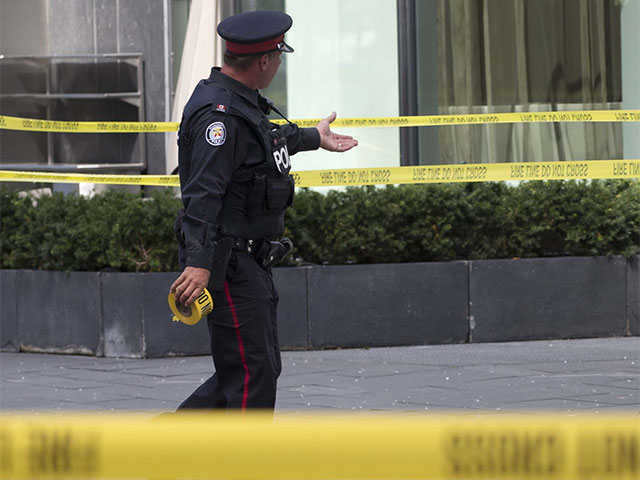 Подросток открыл стрельбу в канадской школе, есть погибшие 