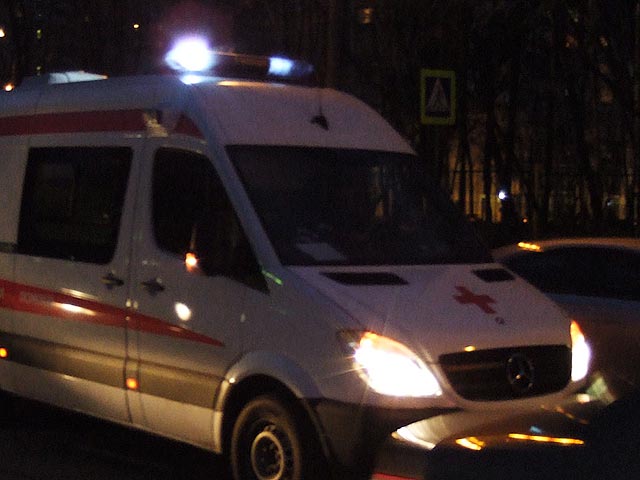 ДТП с участием маршрутного такси произошло утром в воскресенье на юго-западе Москвы, в результате два человека погибли и еще двое получили ранения