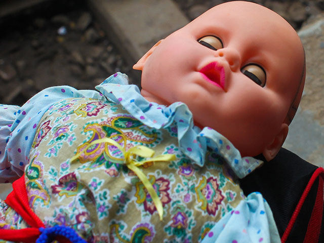 Популярные в Таиланде куклы "Лук тхеп" попали в поле зрения правоохранительных органов