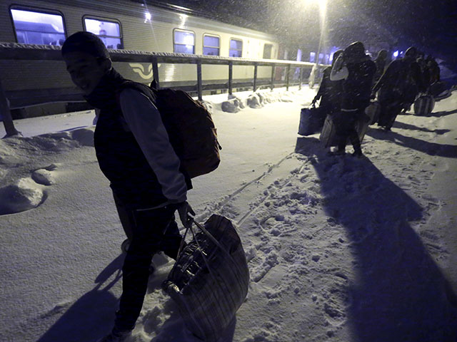 Швеция планирует выслать до 80 тысяч мигрантов