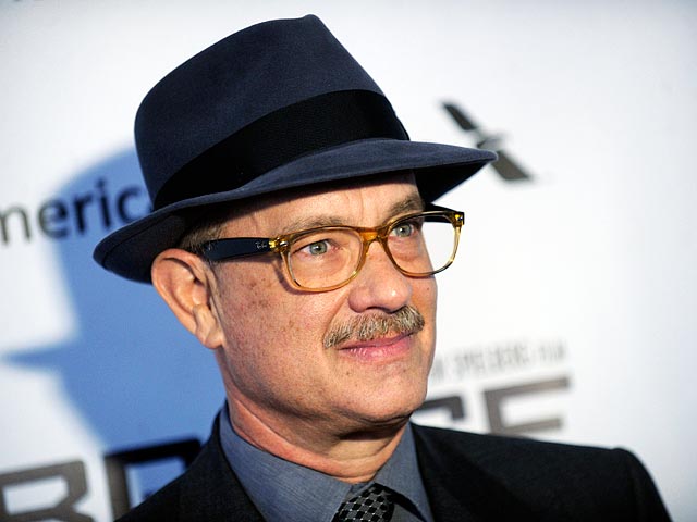 Том Хэнкс, чей последний фильм "Шпионский мост" получил сразу шесть номинаций на "Оскар", вновь возглавил список самых любимых американцами голливудских артистов