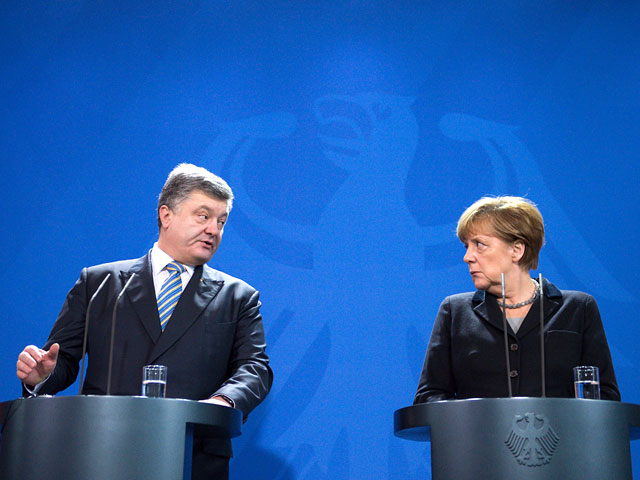 По итогам беседы с украинским президентом Меркель указала, что основой по урегулированию украинского конфликта остаются Минские соглашения