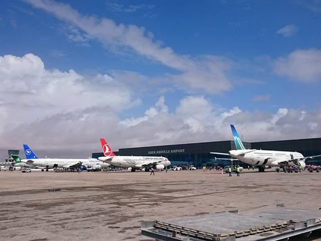 На борту экстренно севшего в Сомали самолета A321 обнаружены следы взрывчатки