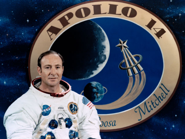 Астронавт NASA Эдгар Митчелл скончался накануне 45-летия своей высадки на Луну 