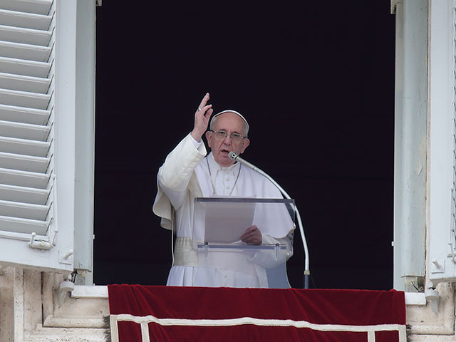 Папа Римский призвал приложить все силы для урегулирования в Сирии