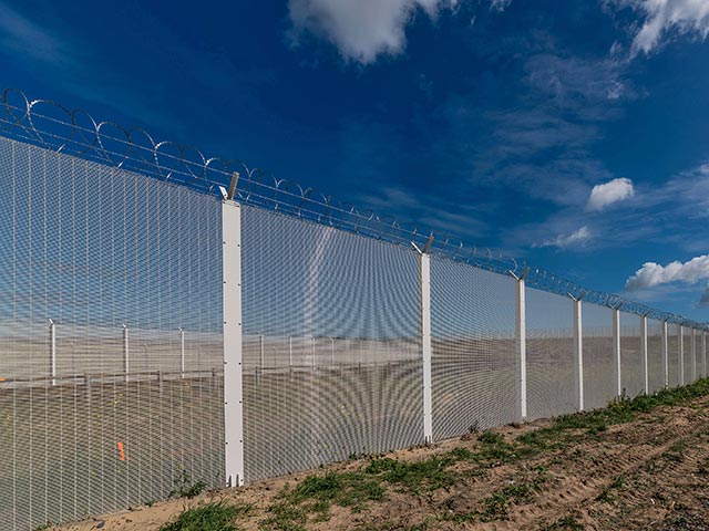 Тунис возвел 200-километровую стену на границе с Ливией на деньги Германии и США