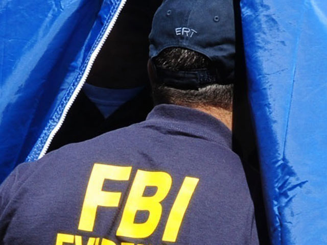 Хакеры опубликовали контактную информацию 20 тысяч сотрудников ФБР