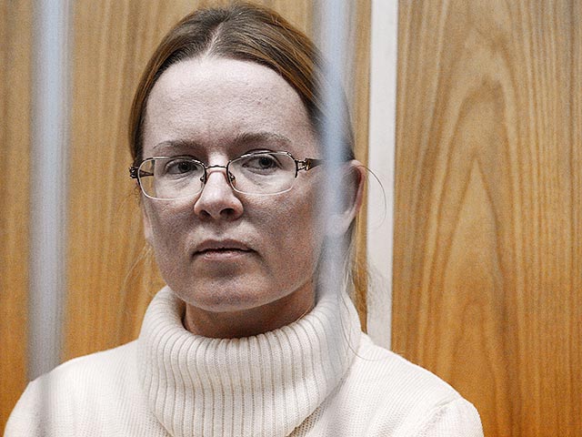Дело последней фигурантки "Оборонсервиса" Екатерины Сметановой, которое суд начал рассматривать 10 февраля, возвращено в прокуратуру для "устранения препятствий рассмотрения его судом"