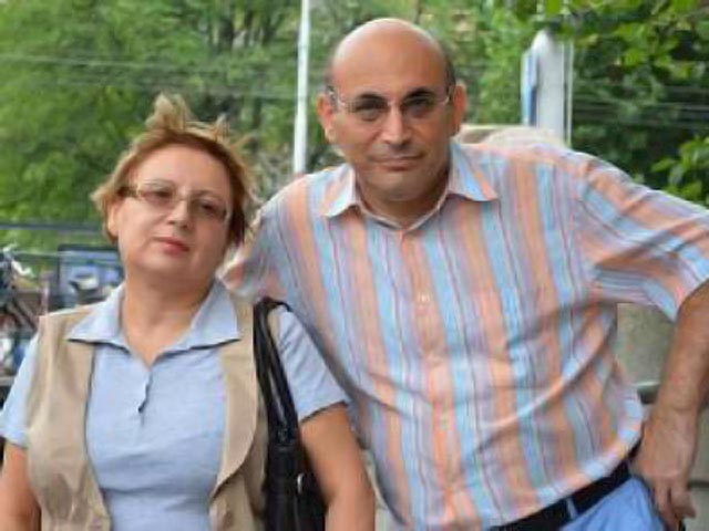 Суд Ясамальского района Баку запретил азербайджанской правозащитнице Лейле Юнус и ее мужу Арифу покинуть пределы страны для прохождения необходимого лечения