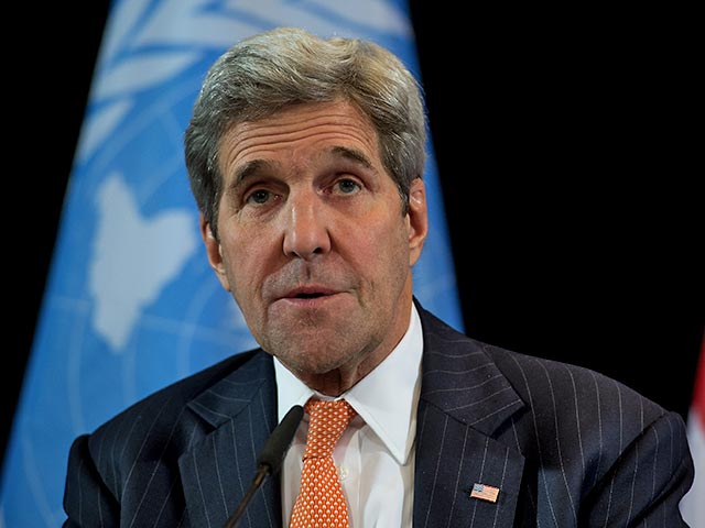 Госсекретарь США Джон Керри заявил, что нарушение сирийским режимом договоренностей о прекращении огня чревато вводом на сирийскую территорию "дополнительных наземных войск"