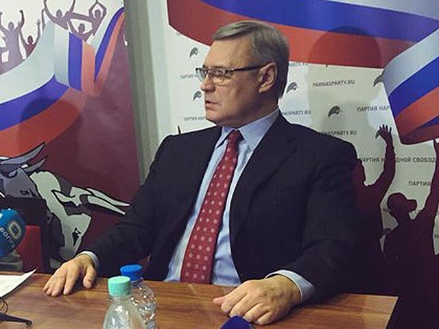 Председатель партии "ПАРНАС" Михаил Касьянов отложил субботнюю встречу с общественностью в Нижнем Новгороде из-за инцидентов, происшедших накануне, которые он назвал "посягательством на жизнь и здоровье"