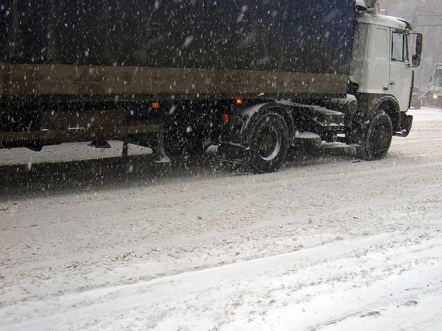 В Житомирской области вслед за Закарпатьем начали блокировать российские грузовики