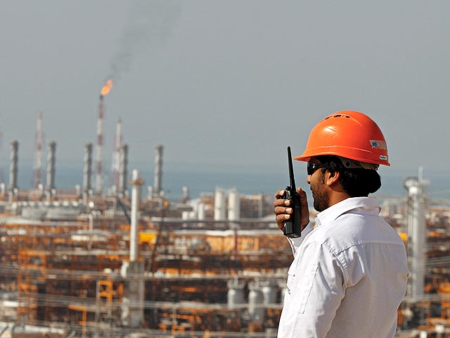 Иран отказывается от сокращения своей доли на рынке нефти
