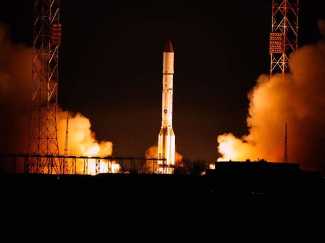 Получилось так, что существующие в настоящее время у России ракеты-носители "Протон-М", "Ангара-А5" не в состоянии вывести на высокоэллиптическую орбиту спутники этого типа в новой, российской комплектации