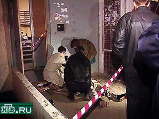 Накануне поздно вечером в Москве во дворе дома N30 по улице Таллиннская совершено очередное заказное убийство