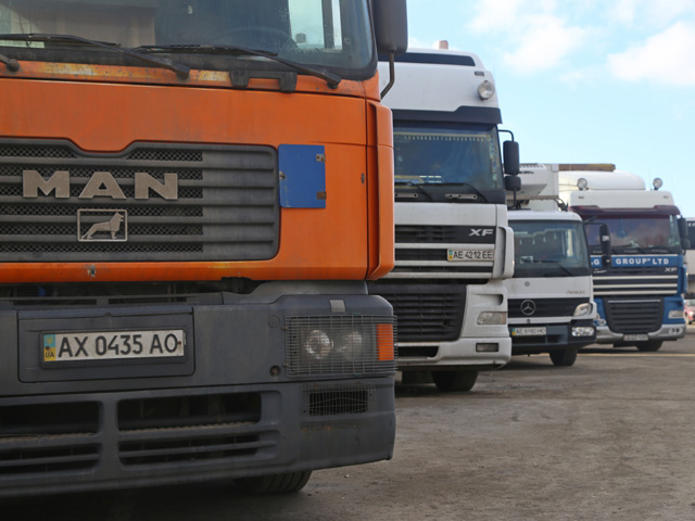 Российские власти предложили Украине прекратить "грузовой конфликт" и снять &#8206;ограничения на транзитные автоперевозки грузов
