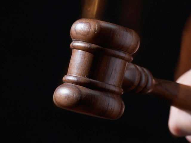 Федеральный суд Красноглинского района Самары вынес приговор мужчине, который зверски зарезал пожилую женщину