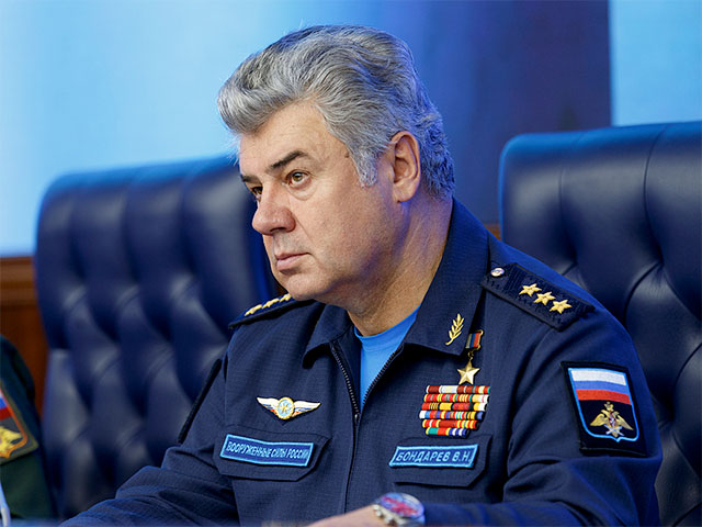 Главнокомандующий Воздушно-космическими силами РФ генерал-полковник Виктор Бондарев заявил о возможной разработке в России истребителей седьмого поколения
