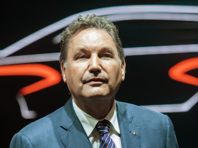 Слухи об уходе с поста президента крупнейшего российского производителя легковых автомобилей "АвтоВАЗа" Бу Андерссона подтвердились 