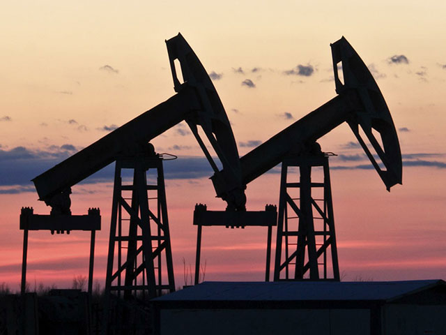 Добыча нефти в России к 2035 году может упасть почти вдвое