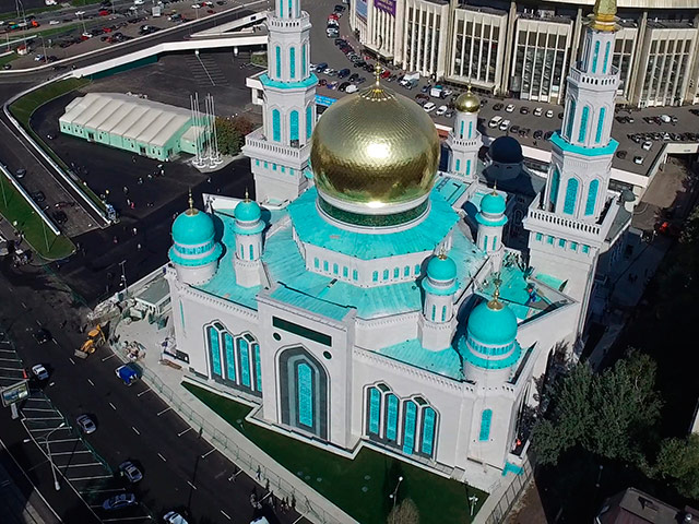 В Московской Соборной мечети 27 марта откроется фестиваль Корана. Гостями на творческом соревновании станут политические, духовные и общественные деятели, деятели искусства и культуры, зарубежные ученые, поэты и писатели
