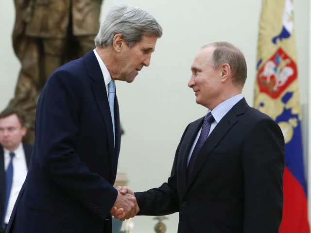 Возможность встречи президента РФ Владимира Путина с госсекретарем США Джоном Керри во время его визита в Москву прорабатывается